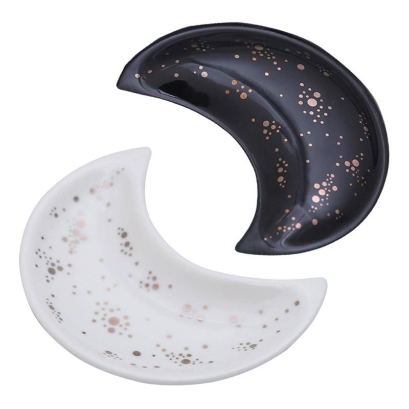 Jewelry Pouches, Bags Ceramic Moon Shape Dish Small Decorative Nordic Organizer For Necklace Vanity Fruit Candy Plate Display Tray, Pink;blue
Jewelry Pouches, Bags Ceramic Moon Shape Dish Small Decorative Nordic Organizer For Necklace Vanity Fruit Candy Plate Display Tray, Pink;blue