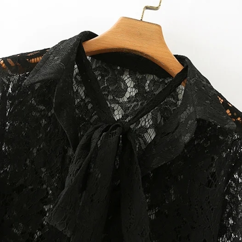 Women Bow Tie Hollow Out Lace Black Blouse Female Long Sleeve Shirt Casual Lady Loose Tops Blusas S8317 210430