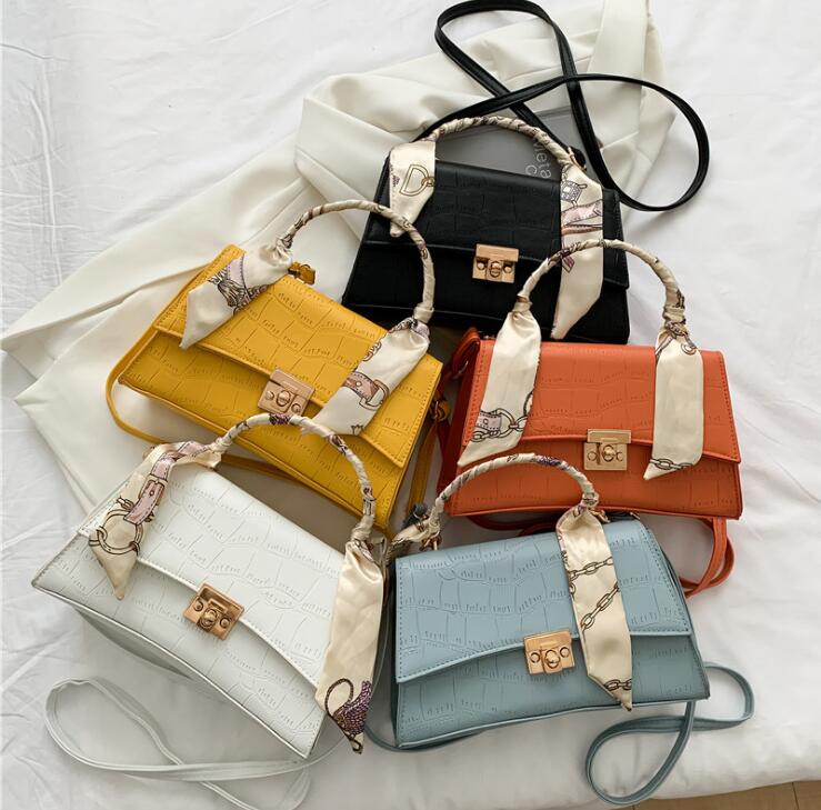 Cross-body bag silk scarf stone grain one-shoulder handbag Women Designer Clutches Single Shoulder Luxury Messenger bags Cute pouch
Cross-body bag silk scarf stone grain one-shoulder handbag Women Designer Clutches Single Shoulder Luxury Messenger bags Cute pouch