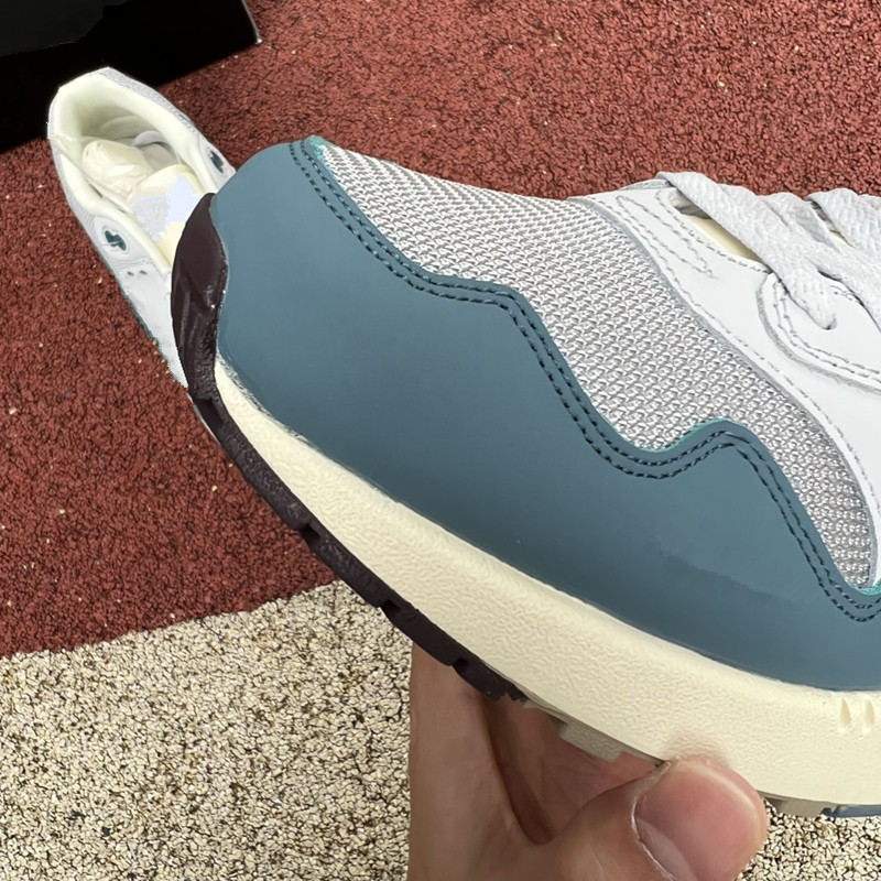 Patta Noise Aqua Sports Shoes Men Running Shoe Mens Sneakers Women Sneaker Womens Trainers Athletic Trainer Size 36-48 DH1348-004, Color 1
Patta Noise Aqua Sports Shoes Men Running Shoe Mens Sneakers Women Sneaker Womens Trainers Athletic Trainer Size 36-48 DH1348-004, Color 1