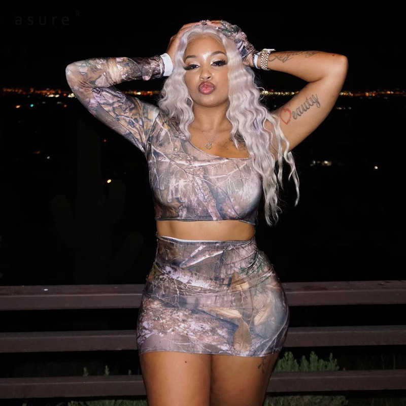 Tracksuit Women Two Piece Crop Top And Skirt Set Office Suit Female Sexy Club Outfits Ladies Clothing Homewear Q20885S 210712, As shown
Tracksuit Women Two Piece Crop Top And Skirt Set Office Suit Female Sexy Club Outfits Ladies Clothing Homewear Q20885S 210712, As shown