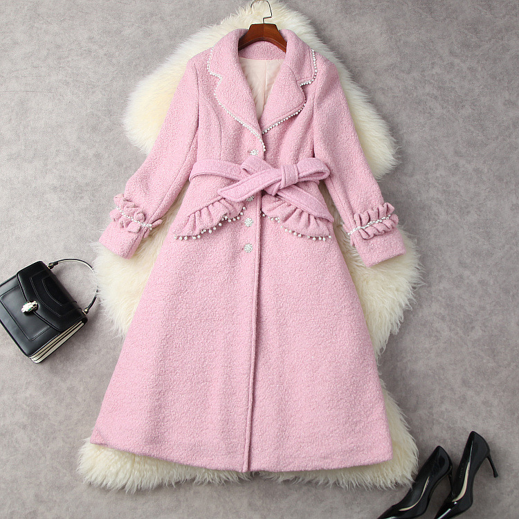 European and American women' clothing winter 2022 new Long sleeve beaded suit collar Fashionable belted woolen coats, Black
European and American women' clothing winter 2022 new Long sleeve beaded suit collar Fashionable belted woolen coats, Black