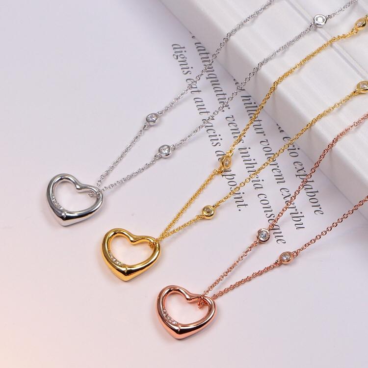 Pendant Necklaces High Quality Classic Titanium Steel 18K Gold Plating Micro Inlays Diamonds Heart Love Women Necklace
Pendant Necklaces High Quality Classic Titanium Steel 18K Gold Plating Micro Inlays Diamonds Heart Love Women Necklace
