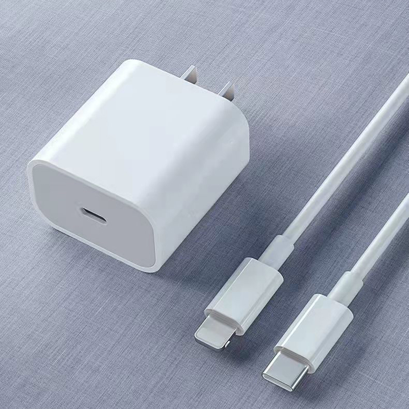 20W PD usb-c quick charging head mobile phone charger home power adapter US / EU UK plug For iPhone 13 12 11 Xs Pro Max X mini
20W PD usb-c quick charging head mobile phone charger home power adapter US / EU UK plug For iPhone 13 12 11 Xs Pro Max X mini