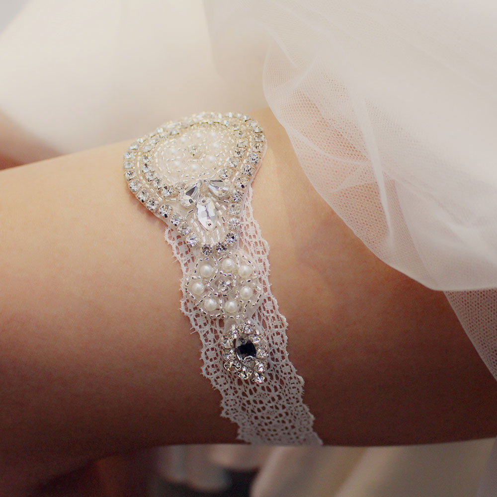 lr012 sweetheart wedding bridal garters lace crystal pearls sequins women leg ring, White
lr012 sweetheart wedding bridal garters lace crystal pearls sequins women leg ring, White