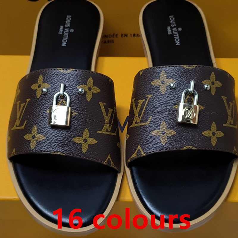 Slippers women slides latest luxury designer brand sandals summer LOCK IT FLAT MULE size 35-42 model new
Slippers women slides latest luxury designer brand sandals summer LOCK IT FLAT MULE size 35-42 model new