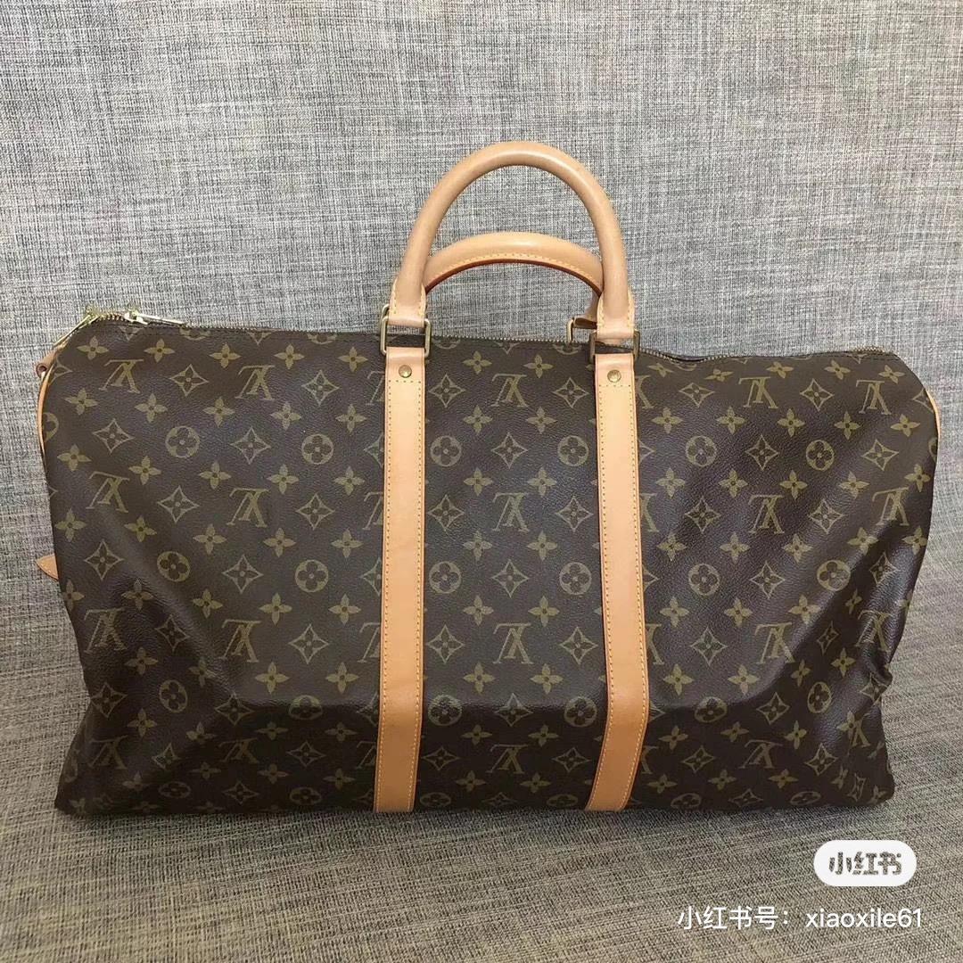 LV Louis 1 Vitton Luxurys Designers Bags men women travel duffle bag leather luggage bags handbags large Wallets, Red;black
LV Louis 1 Vitton Luxurys Designers Bags men women travel duffle bag leather luggage bags handbags large Wallets, Red;black