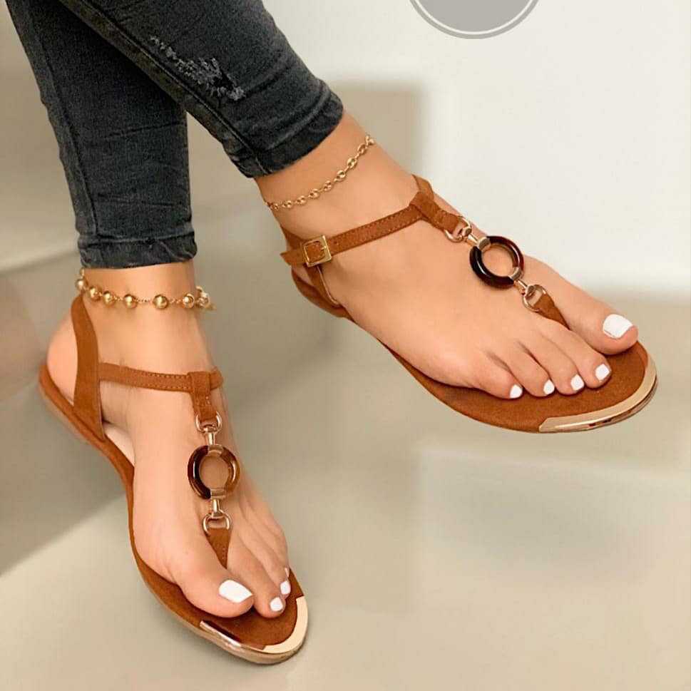Classic luxury Designer Women Summer Shoes Flat Heel Clip Toe Feet Roman Buckle Strap Large Size 43 Female Sandals Flip Flops Sandalias Muje, Black
Classic luxury Designer Women Summer Shoes Flat Heel Clip Toe Feet Roman Buckle Strap Large Size 43 Female Sandals Flip Flops Sandalias Muje, Black