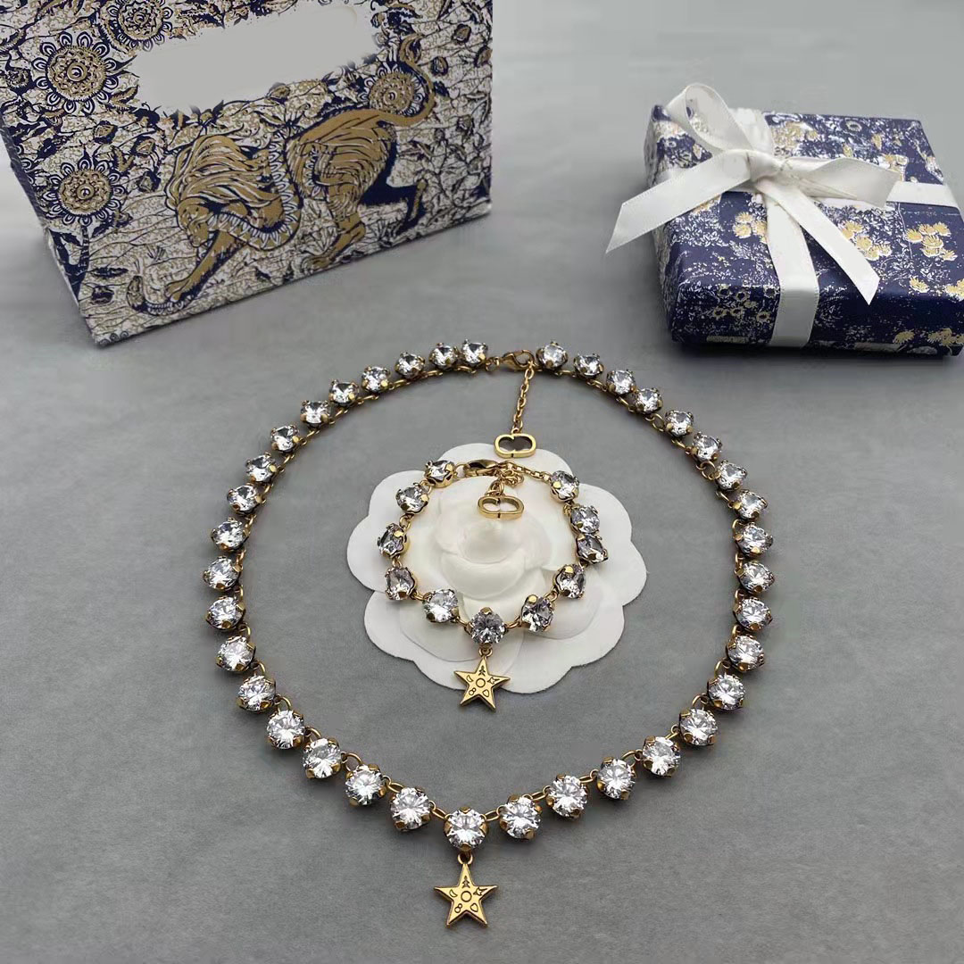 Fashion retro style full diamond necklace brand designer bracelet personality luxury jewelry, White
Fashion retro style full diamond necklace brand designer bracelet personality luxury jewelry, White