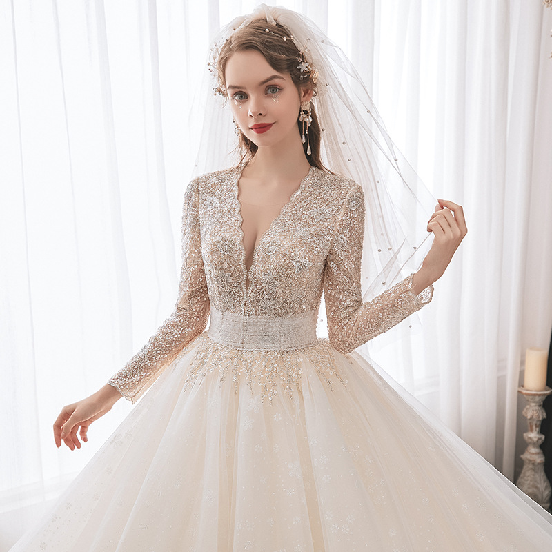 2025 Luxury Muslim Wedding Dresses deep V-Neck Lace Long Sleeves Sparkling Sequins Beads Appliqued Wedding Dress With Veil Custom Made Vestidos De Nov
