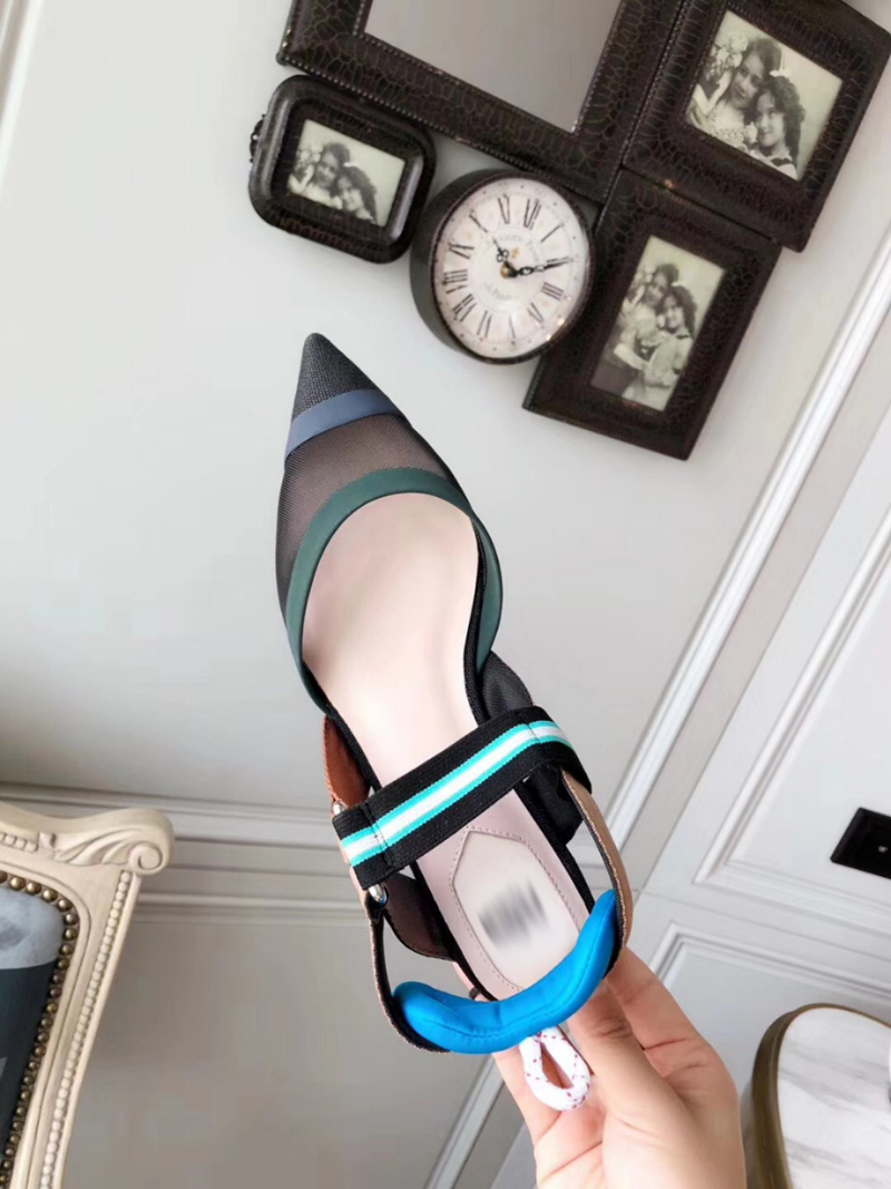 2021 Good Quality Fashion Women Luxurys Designers Shoes Designer Sandals Womens Luxury High Heels Sandal Dress Shoess With Box Size 35-41 -N303, Split
2021 Good Quality Fashion Women Luxurys Designers Shoes Designer Sandals Womens Luxury High Heels Sandal Dress Shoess With Box Size 35-41 -N303, Split