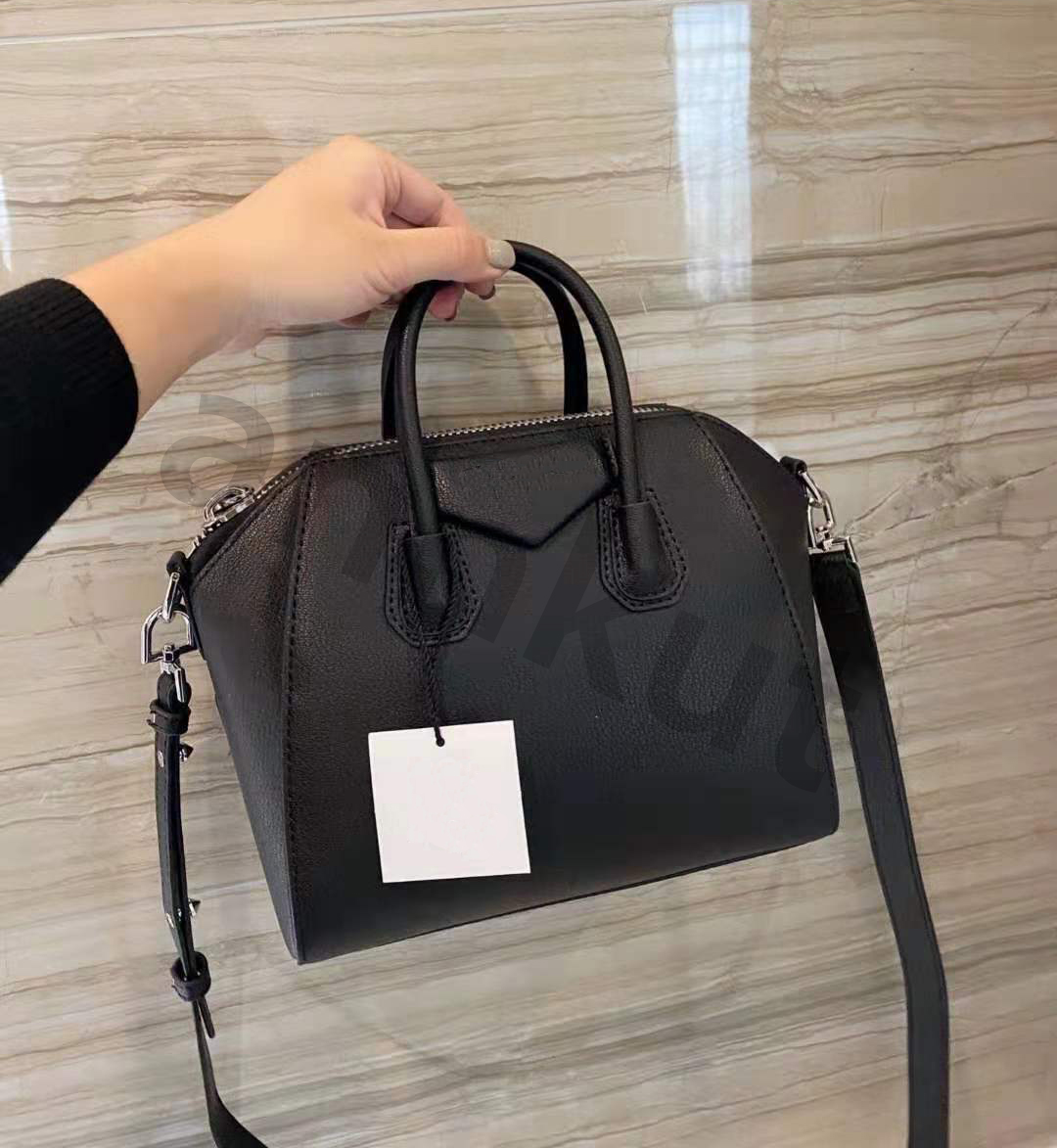 Antigona tote bag,famous brands shoulder leather handbags fashion crossbody package female business purse, Random gift bag
Antigona tote bag,famous brands shoulder leather handbags fashion crossbody package female business purse, Random gift bag