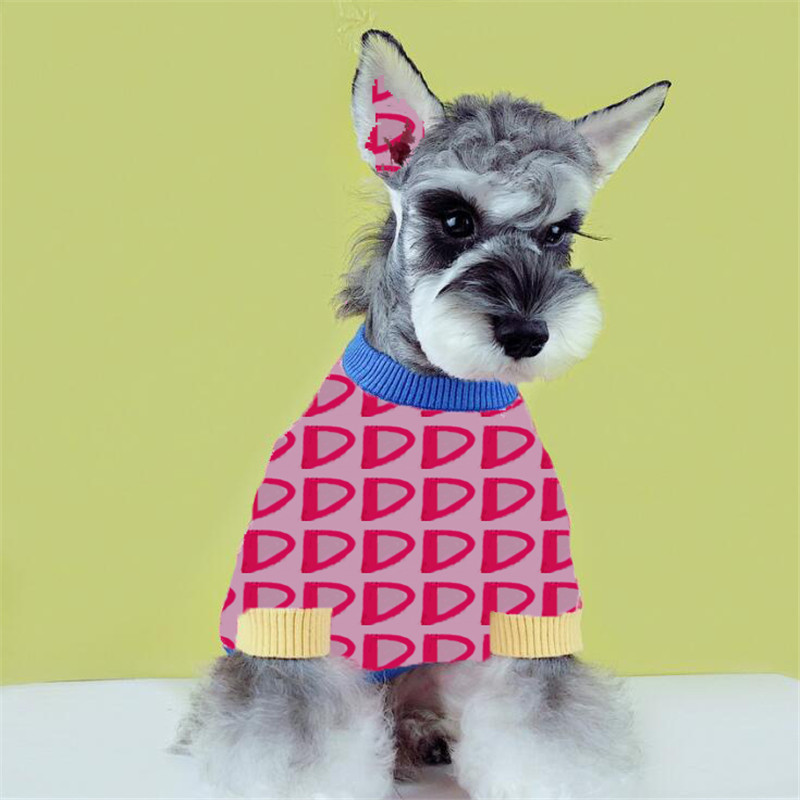 Fashion Letter Jacquard Pet Sweaters Dog Apparel Winter Fall Warm Designer Bichon Coats Christmas Day Gift for Schnauzer Shirts
Fashion Letter Jacquard Pet Sweaters Dog Apparel Winter Fall Warm Designer Bichon Coats Christmas Day Gift for Schnauzer Shirts