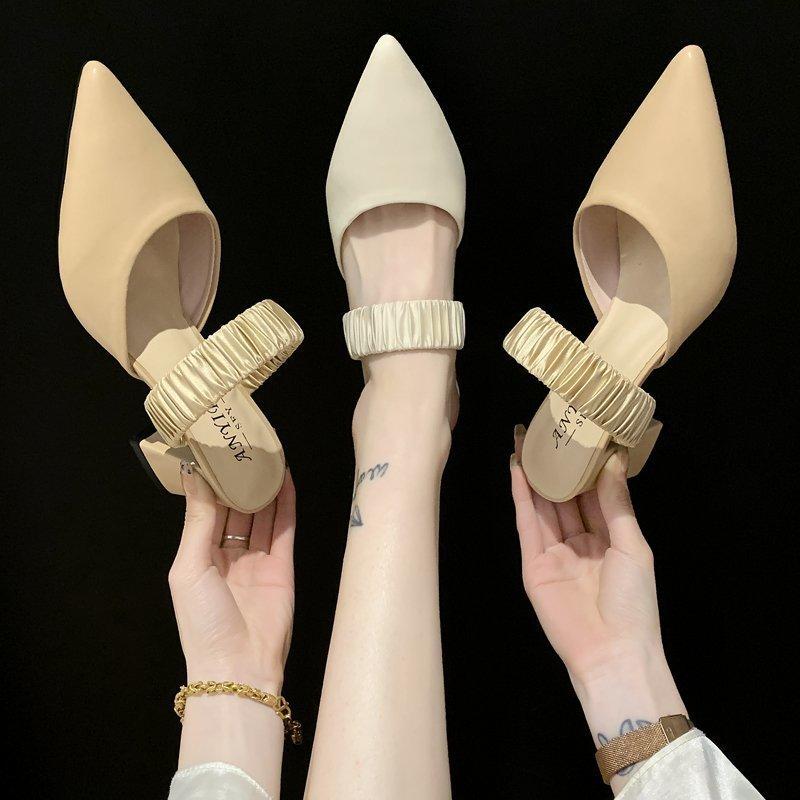 Slippers OEING Women Pointed Toe Slides Hollow Casual Ladies Thick Low Heels Solid Color Flats Shoes Mules Beach, Khaki
Slippers OEING Women Pointed Toe Slides Hollow Casual Ladies Thick Low Heels Solid Color Flats Shoes Mules Beach, Khaki