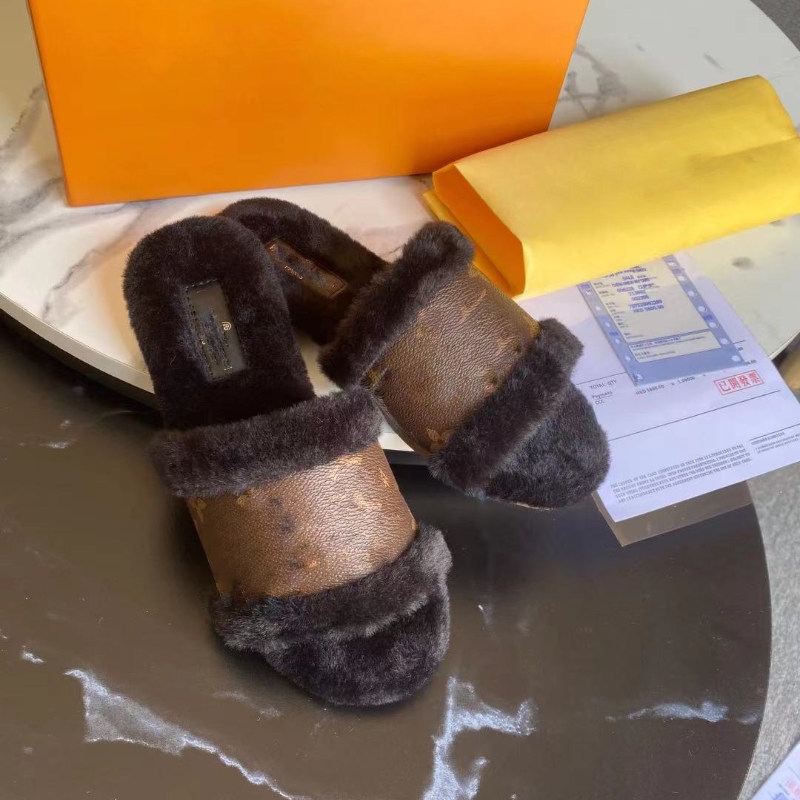 Fashion Women Love Cotton Slippers Winter Girls Slides Brown Black White Pink Coffee With Box
Fashion Women Love Cotton Slippers Winter Girls Slides Brown Black White Pink Coffee With Box