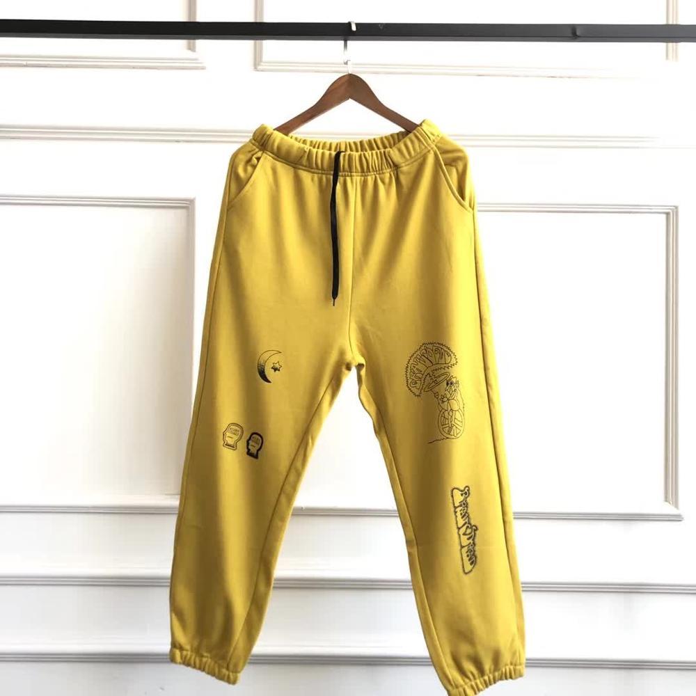 2020 Kanye West Brain Dead Gustavo Sweatpants Men Women Hip Hop High Quality Pants 1:1 Yellow/Black Cotton Trousers C0401
2020 Kanye West Brain Dead Gustavo Sweatpants Men Women Hip Hop High Quality Pants 1:1 Yellow/Black Cotton Trousers C0401