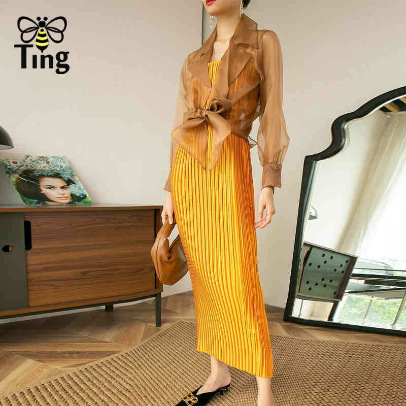 Vogue Pleated Straight Golden Color Party Night Dresses Summer Sexy Strap Aesthetic Clothes Clubwear Elbise Fashion 210513, Black;gray
Vogue Pleated Straight Golden Color Party Night Dresses Summer Sexy Strap Aesthetic Clothes Clubwear Elbise Fashion 210513, Black;gray