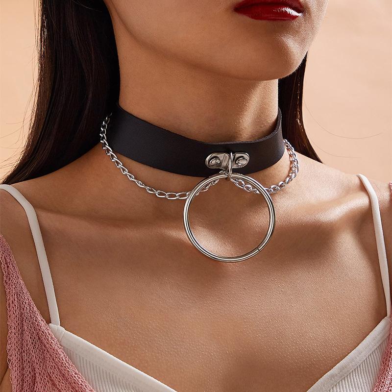 Chokers Punk Black PU Leather Choker Silver Metal Ring Cross Charm Collar Sexy Studded Short Necklace For Women Night Club Party Jewelry
Chokers Punk Black PU Leather Choker Silver Metal Ring Cross Charm Collar Sexy Studded Short Necklace For Women Night Club Party Jewelry