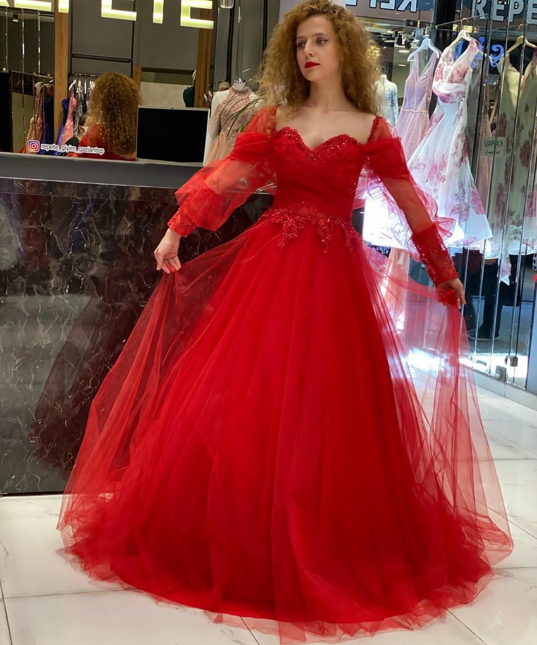 2022 Quinceanera Dresses Sweetheart Long Sleeves Prom Formal Party Evening Gowns Beaded Applique Tulle Robe De Soiree, Light sky blue
2022 Quinceanera Dresses Sweetheart Long Sleeves Prom Formal Party Evening Gowns Beaded Applique Tulle Robe De Soiree, Light sky blue
