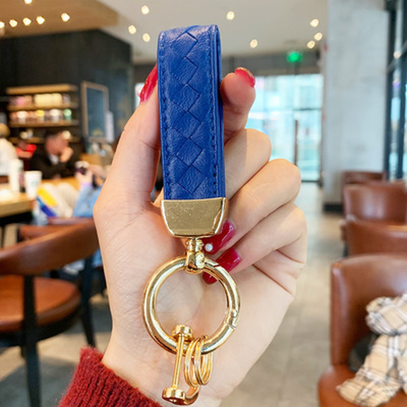 Wholesale Creative Woven Leather Car Key Chain Pendant Personality Braided Keyring Waist Pendant