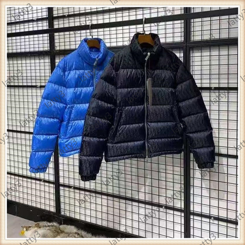 Brands Men Down Jacket Coats D Letter Designer Luxury Women Winter Warm Tech Fleece Fashion Gentlemen Stand Collar Down Coat 11110501T, Extra cost
Brands Men Down Jacket Coats D Letter Designer Luxury Women Winter Warm Tech Fleece Fashion Gentlemen Stand Collar Down Coat 11110501T, Extra cost