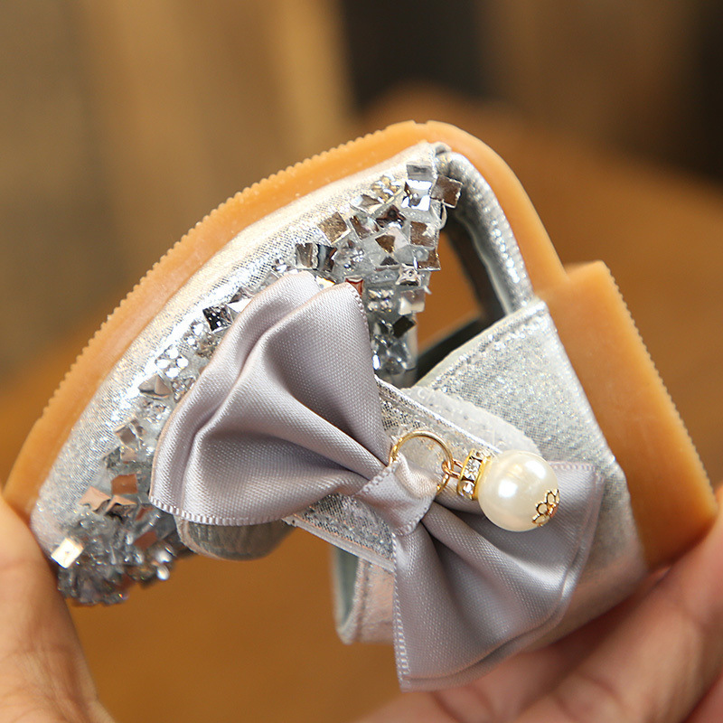 Melario New Children Leather Shoes Casual Girls Princess Flat Heel Party Shoes Fashion Sequins Bow Pearl Kids Shoes for Girls 210412