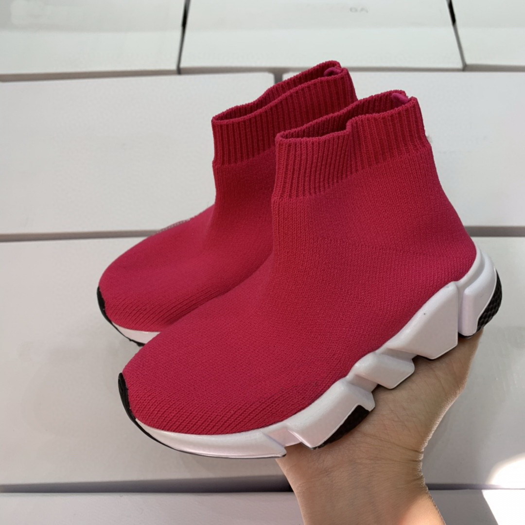 Luxury Designer 2021 Kids Speed Trainer Boots Stretch-Knit Socks Trainers Black White Sneakers Couples Toddler Boys Girls Running Shoes, Black red
Luxury Designer 2021 Kids Speed Trainer Boots Stretch-Knit Socks Trainers Black White Sneakers Couples Toddler Boys Girls Running Shoes, Black red