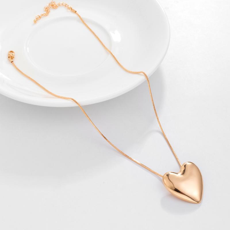Chokers Cool Statement Romantic Smooth Gold Color Love Heart Necklace For Women Choker Trend Fashion Festival Party Gift Wedding Jewelry
Chokers Cool Statement Romantic Smooth Gold Color Love Heart Necklace For Women Choker Trend Fashion Festival Party Gift Wedding Jewelry
