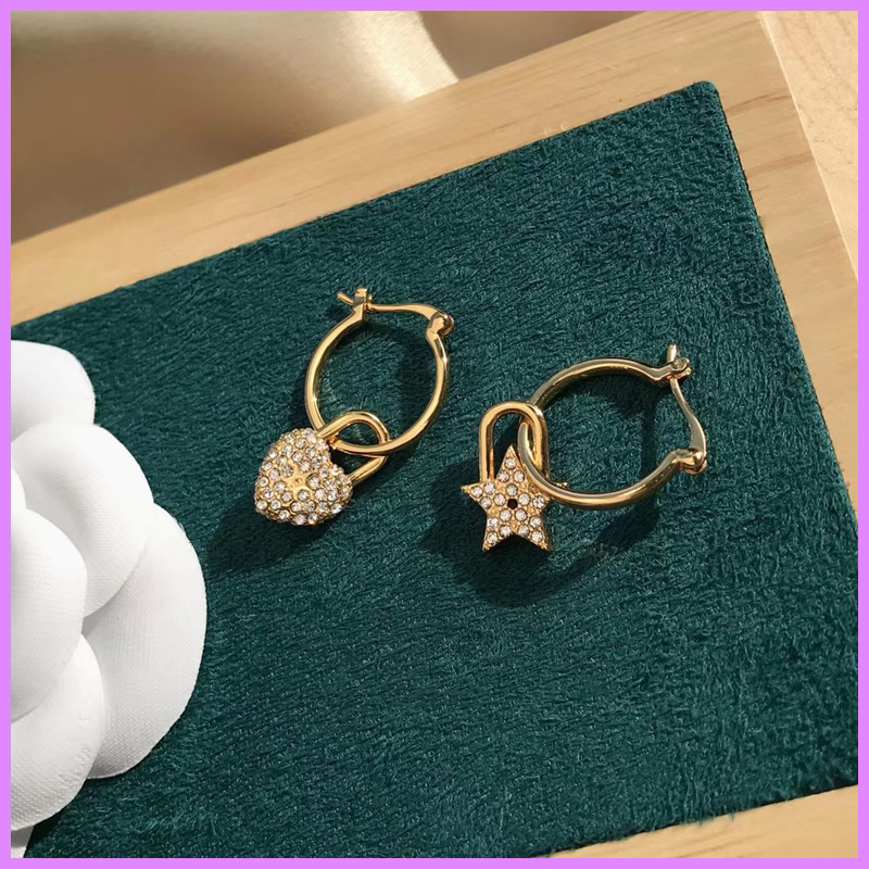 New 2021 Designer Womens Earrings Fashion Gold Earring Heart And Star Asymmetric Shape Pendants Designers Jewelry Mens For Gifts D219015F 
New 2021 Designer Womens Earrings Fashion Gold Earring Heart And Star Asymmetric Shape Pendants Designers Jewelry Mens For Gifts D219015F