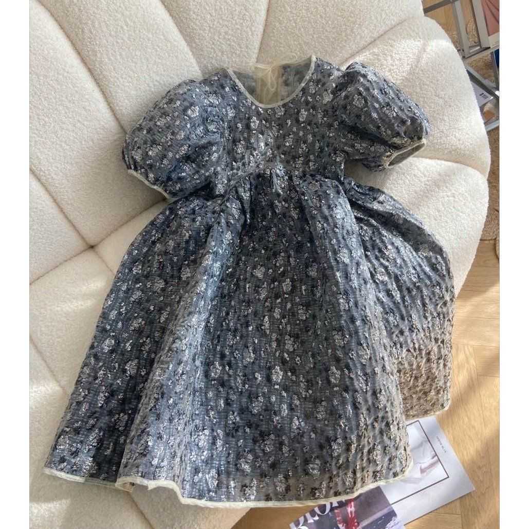 French girl's tutu dress shows thin temperament round neck short floral skirt summer new kids clothing, Slate ash
French girl's tutu dress shows thin temperament round neck short floral skirt summer new kids clothing, Slate ash