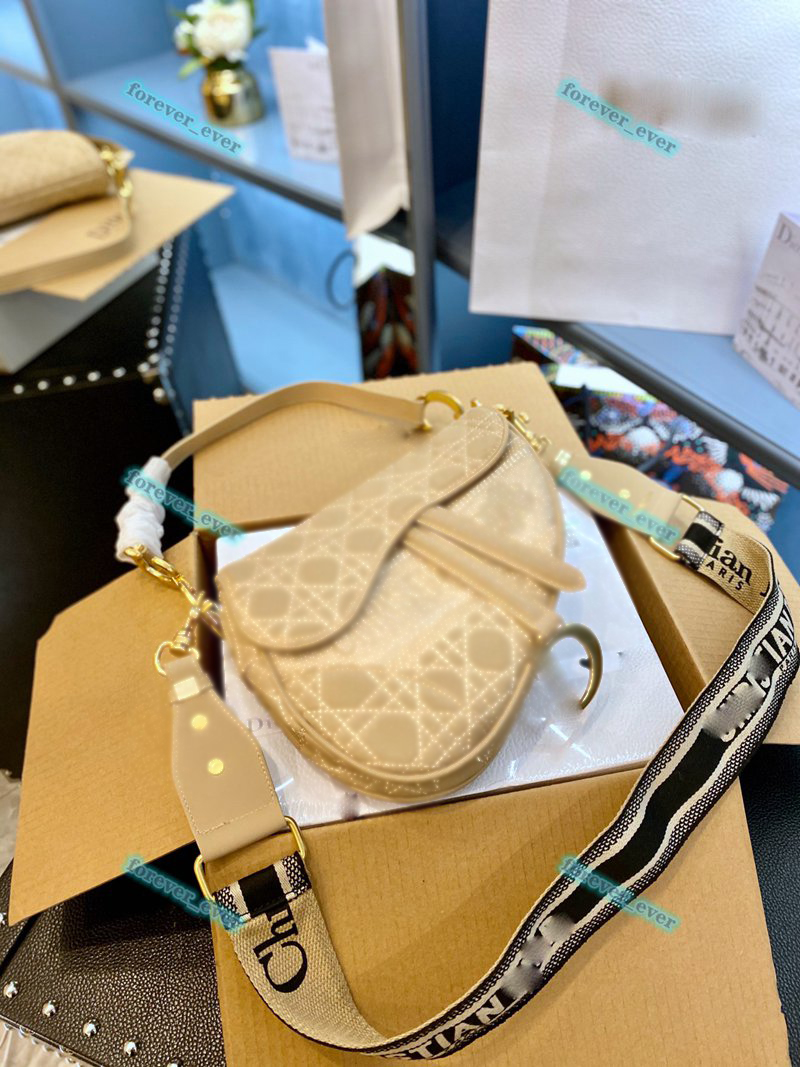 Top luxe backpack Genuine Leather 25cm Saddle high quality women Crossbody Designered shoulder bag handbag wallet clutch totes love
Top luxe backpack Genuine Leather 25cm Saddle high quality women Crossbody Designered shoulder bag handbag wallet clutch totes love