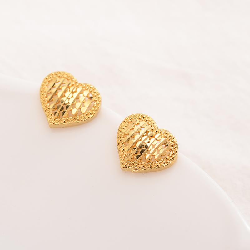 Stud Love Heart Earrings For Women Fashion Ear Jewelry Piercing Mini Gold Earings Korean Geometric Earring Girls Africa Gift
Stud Love Heart Earrings For Women Fashion Ear Jewelry Piercing Mini Gold Earings Korean Geometric Earring Girls Africa Gift