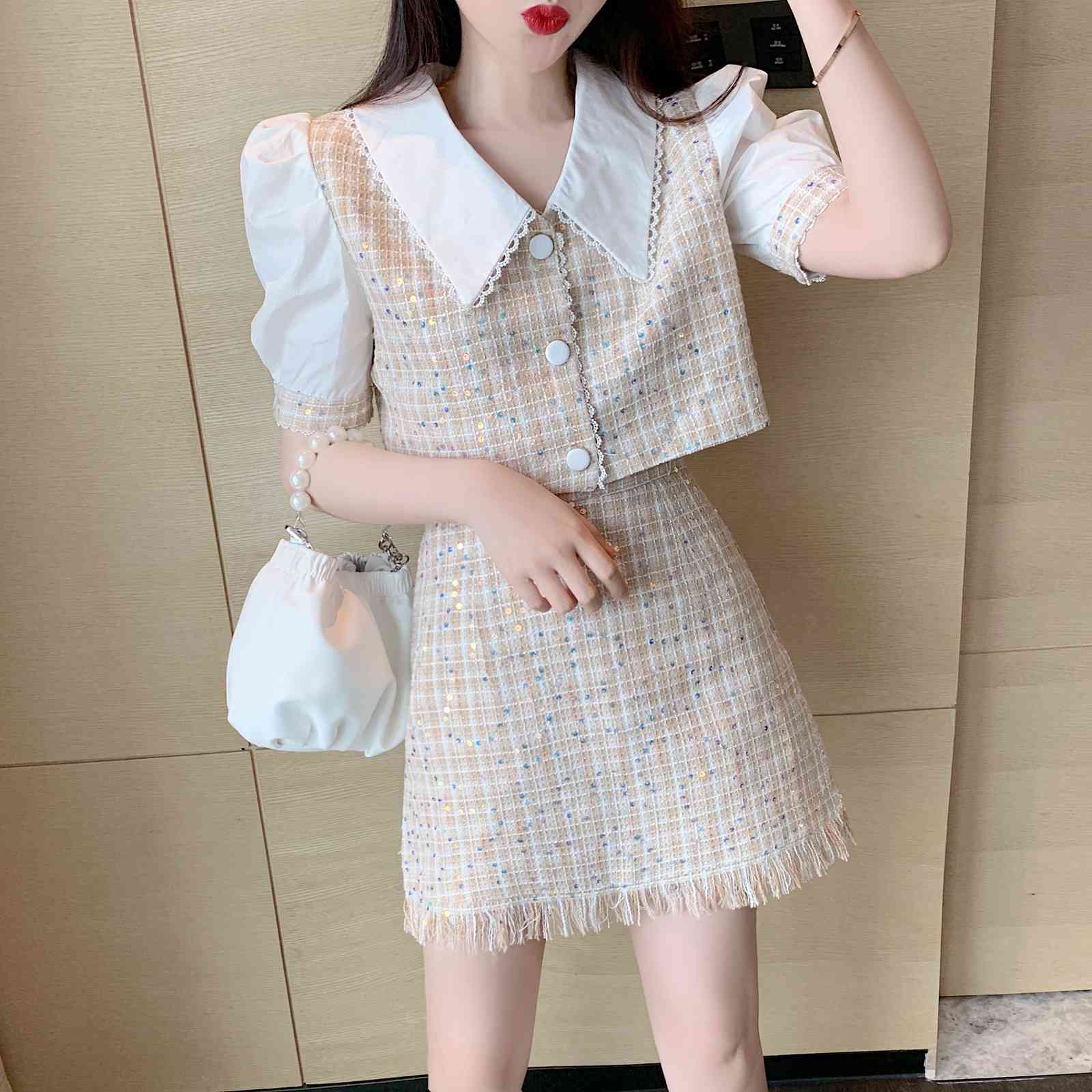 Summer 2 piece Set Elegant Sequined Tweed Puff Short Sleeve Chic Tops + Tassel A-Line Mini Skirts Suit Female 210519