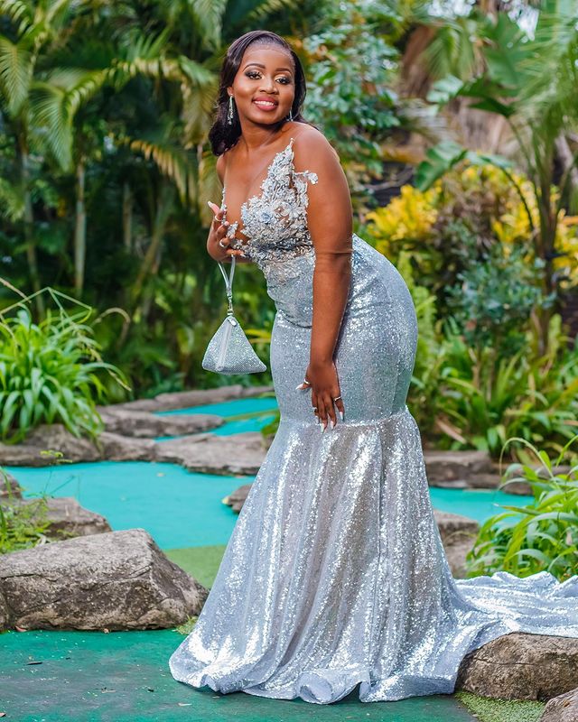 2021 Plus Size Arabic Aso Ebi Silver Mermaid Sparkly Prom Dresses Lace Beaded Sheer Neck Evening Formal Party Second Reception Bridesmaid Gowns Dress 