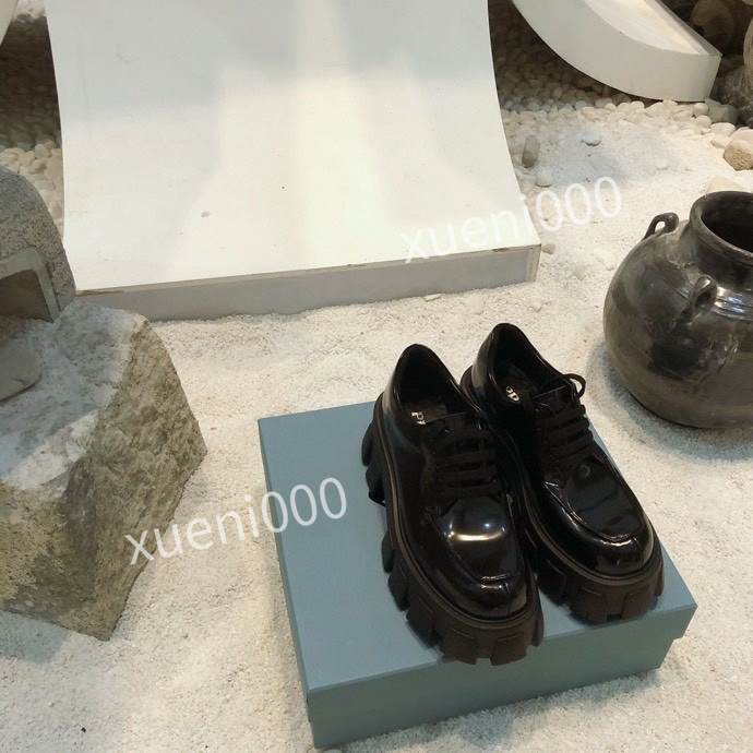 2021 Women Leather Boots Fashion Martin Boots Real Leather Nylon with Removable Pouch Girls Outdoor Booties Shoes Snow Boots size35-41, Choose the color
2021 Women Leather Boots Fashion Martin Boots Real Leather Nylon with Removable Pouch Girls Outdoor Booties Shoes Snow Boots size35-41, Choose the color