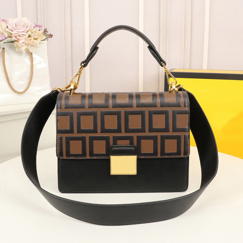 FASHION Shoulder Bags Women Evening bag top leather material golden hardware accessories letter picture style design crossbody sack
FASHION Shoulder Bags Women Evening bag top leather material golden hardware accessories letter picture style design crossbody sack