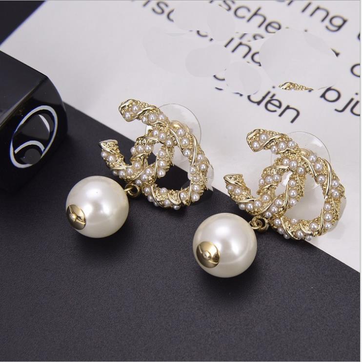 Small fragrance twist Pearl Earrings 2020 new earrings temperament Fashion Earrings female
Small fragrance twist Pearl Earrings 2020 new earrings temperament Fashion Earrings female