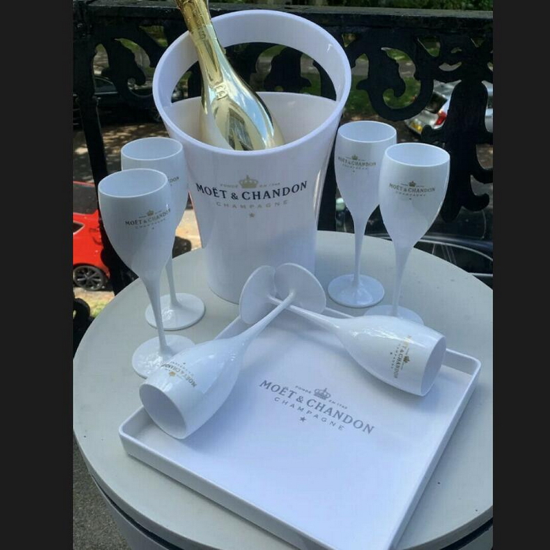 MOET & CHANDON ICE BUCKET, CHAMPAGNE FLUTE SET White Plastic Champagne Party Sets