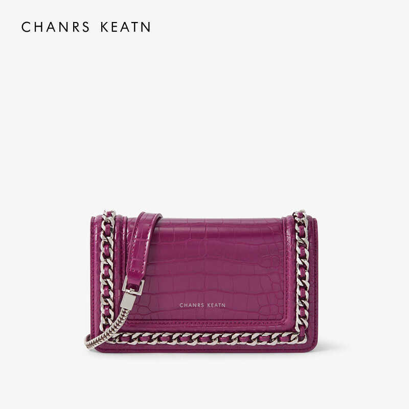Women's 2021 new Korean fashion women's metal chain flip single shoulder small square bag high-grade Messenger Bag Fashion, Sky blue
Women's 2021 new Korean fashion women's metal chain flip single shoulder small square bag high-grade Messenger Bag Fashion, Sky blue