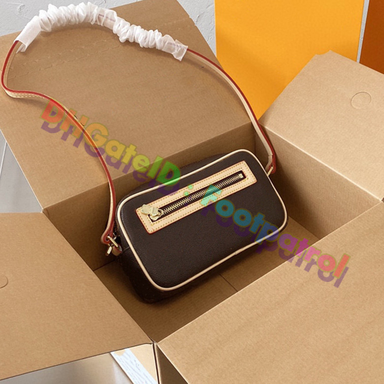 women Classic camera bag shoulder bags 2021 Luxurys designers Messenger Handbags fashionable Cross Body Handbag top quality Clutch Purses Leather Flap Wallet, No bags
women Classic camera bag shoulder bags 2021 Luxurys designers Messenger Handbags fashionable Cross Body Handbag top quality Clutch Purses Leather Flap Wallet, No bags