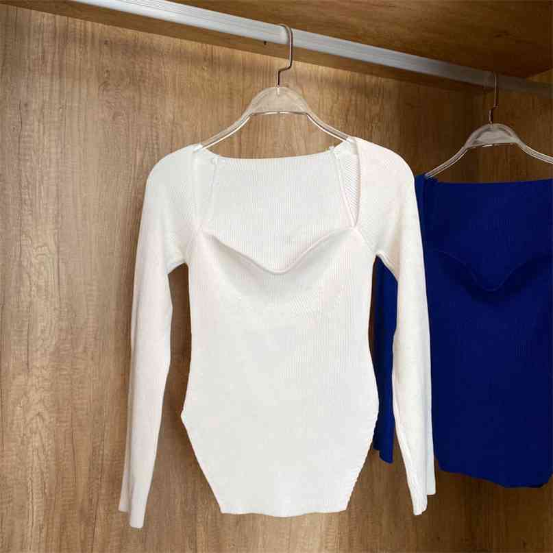 Korean Fashion Women White Knitted Sweater Top Vintage Square Collar Long Sleeve Side Split Sweaters Autumn Female Clothes 210603
Korean Fashion Women White Knitted Sweater Top Vintage Square Collar Long Sleeve Side Split Sweaters Autumn Female Clothes 210603