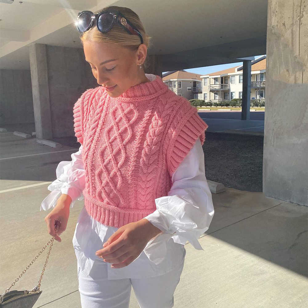 Women Knit Crop Sweater Vest sleeveless Warm Casual Fashion Cropped Knitted Woman Sweaters Pullover Tops 210819