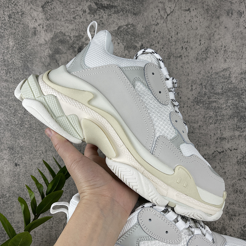Top Quality Triple S Mens Womens Casual Shoes Colorful White Black Blue Low Make Old Combination Boots Sports Size EUR 35-45, Customize
Top Quality Triple S Mens Womens Casual Shoes Colorful White Black Blue Low Make Old Combination Boots Sports Size EUR 35-45, Customize