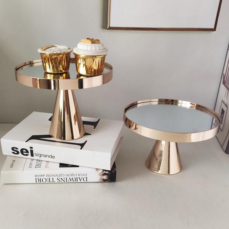 Other Bakeware Gold Cake Stand Mirror Top Round Ornate Metal Plateau Riser Cupcake Display Dessert Plates For Wedding Event
Other Bakeware Gold Cake Stand Mirror Top Round Ornate Metal Plateau Riser Cupcake Display Dessert Plates For Wedding Event