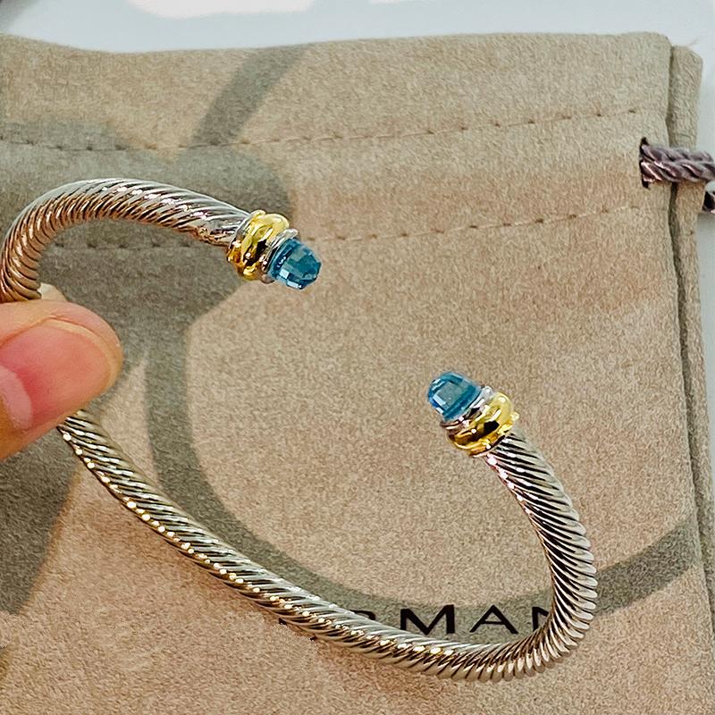 Bangle Cable Classic Collection Bracelet With Blue Topaz And Black Onyx 18K Yellow Gold1410758
Bangle Cable Classic Collection Bracelet With Blue Topaz And Black Onyx 18K Yellow Gold1410758