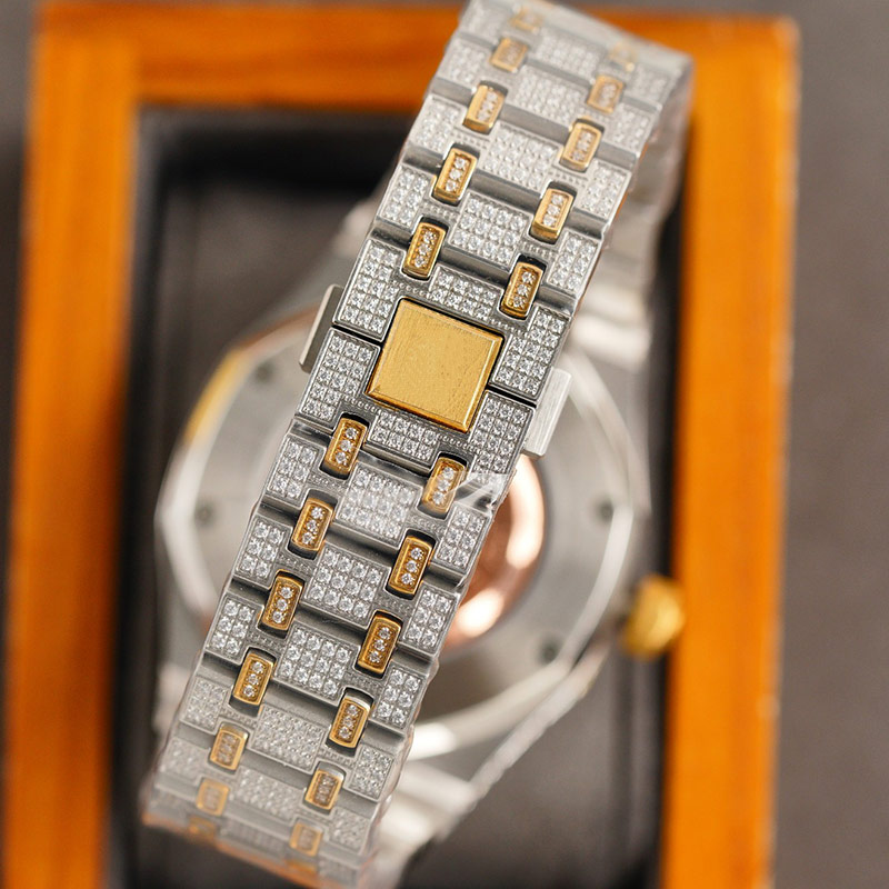 A Ps watch full of diamonds Mechanical watch 40MM Automatic Mechanical Mens 40mm With Diamond Waterproof Wristwatches Menqq
A Ps watch full of diamonds Mechanical watch 40MM Automatic Mechanical Mens 40mm With Diamond Waterproof Wristwatches Menqq