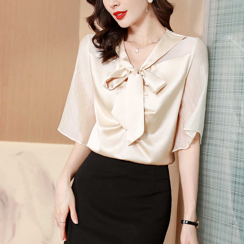 Korean Silk Women's Shirt Blouses for Women Short Sleeve Solid Shirts Female Top Apricot Bow Strap Oversize 210604, Purple
Korean Silk Women's Shirt Blouses for Women Short Sleeve Solid Shirts Female Top Apricot Bow Strap Oversize 210604, Purple