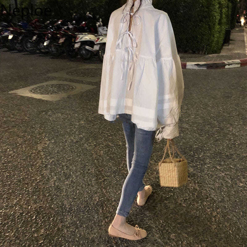 Neploe Sweet Stand Neck Shirts Women Spring Korean Blouse Lace-up Lantern Sleeve Plus Size Loose Blouses Fashion Tops Female 210422
