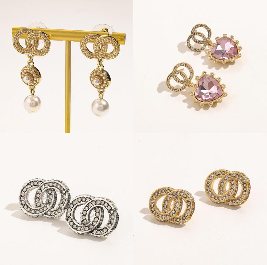 High-end 18K Gold Plated 100% Stainless Steel Stud Earrings Fashion Womens Geometric Brand Desigenr Letter Crystal Rhinestone Earring Womens Wedding Jewelry Gift
High-end 18K Gold Plated 100% Stainless Steel Stud Earrings Fashion Womens Geometric Brand Desigenr Letter Crystal Rhinestone Earring Womens Wedding Jewelry Gift