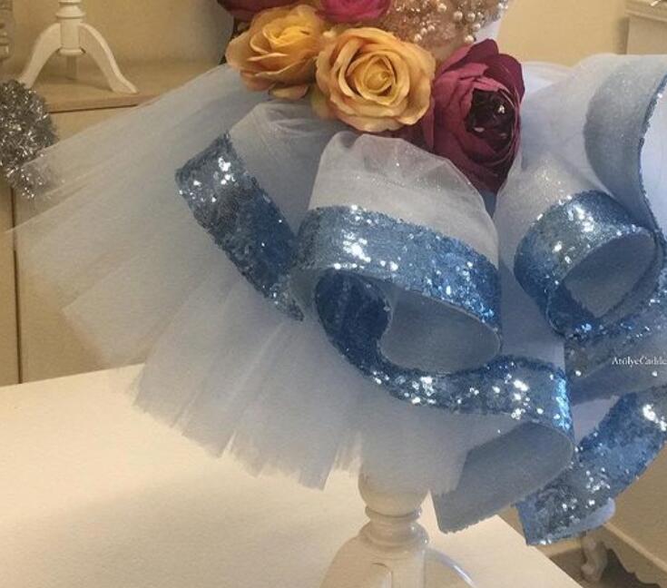 2021 Sheer Neck Crystals Flower Girl Dresses Ball Gown Hand Made Flowers Tulle Lilttle Kids Birthday Pageant Weddding Gowns